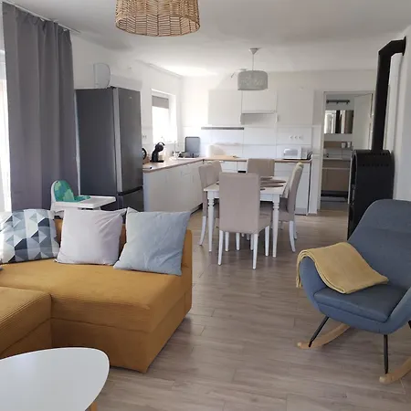 Doemper Doeme 1e Homestay
