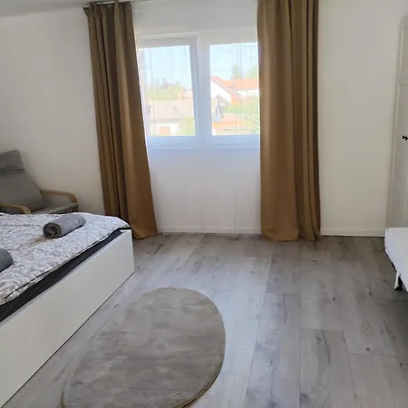 Doemper Doeme 1e Homestay Balatonlelle